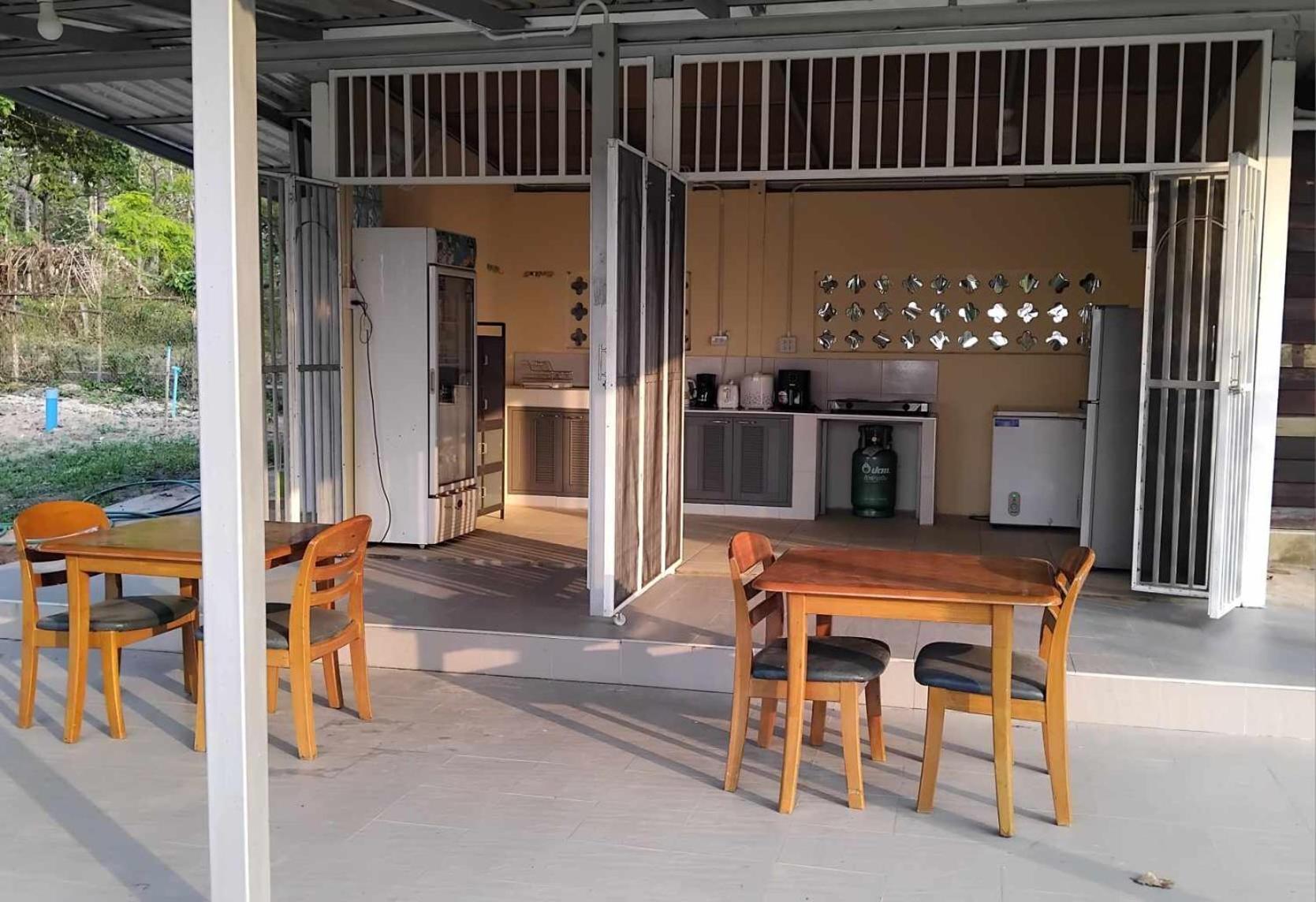 Sainam Holiday Home Phibun Mangsahan Exterior photo