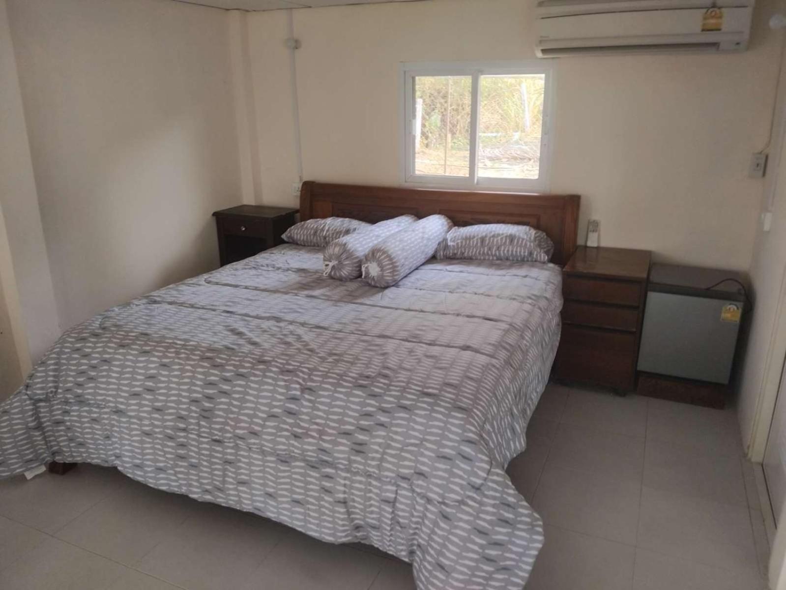 Sainam Holiday Home Phibun Mangsahan Exterior photo